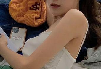 Beautyleg – 收集Melissa女王的免费写真照片，从此让你的桌面和壁纸充满优雅与时尚气息！