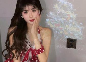 Feilin嗲囡囡 – 假期不划水，直接潜入PaPa妈咪泳池在线原图，心动不如行动！