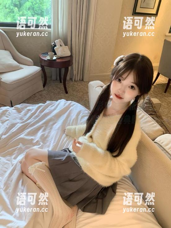 Feilin嗲囡囡 - 绚丽色彩中的娜依灵儿，旗袍写真图包不容错过的经典瞬间