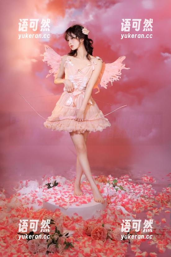 Feilin嗲囡囡 - 小蛮妖yummy户外高清写真集，美图带你漫游在自然的怀抱中