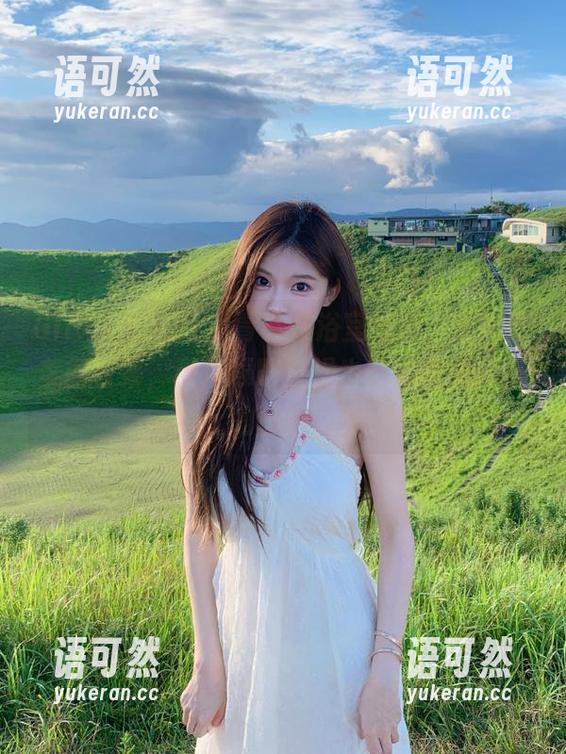 GIRLT果团网 - 青春在浴室绽放，王婉悠美图合集，带你领略洗澡也能如星光闪烁的秘密。