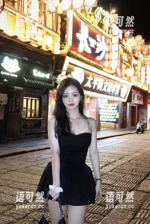 IMZSOCK爱美足 - 加入小美的兔女郎网盘：精彩写真合集，给你一个充满惊喜的下午！