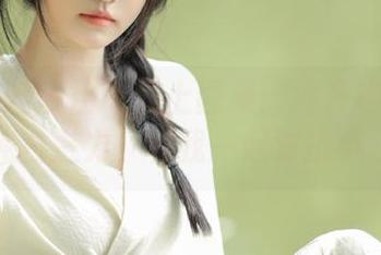 IMiss爱蜜社 – 线上图集：揭开程小烦不烦的纯白魅力，和我一起对抗小烦恼！