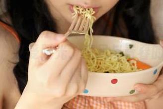 MiStar魅妍社 – 探索黄乐然的高清比基尼写真，感受阳光、海风与青春的完美碰撞！