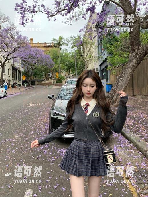 MiiTao蜜桃社 - 发现陆萱萱Cecilia连体衣的时尚灵感，优质图片资源推荐