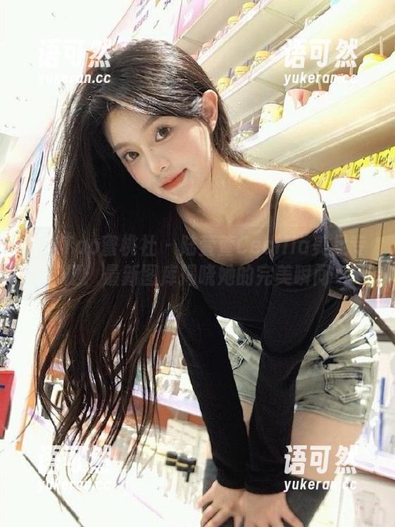 MiiTao蜜桃社 - 陆萱萱Cecilia美足专题：最新图库揭晓她的完美瞬间