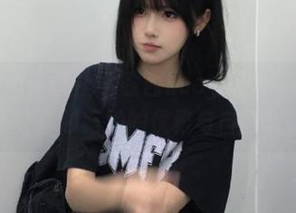 MiiTao蜜桃社 – 露西Lucy美腿写真合集：让你领略她的优雅与自信之美