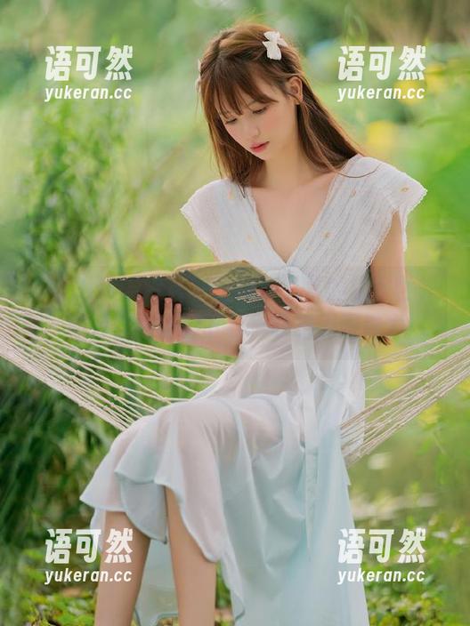 MyGirl美媛馆 - 走进李七喜的裸足世界，精致套图等你下载，领略无限魅力！