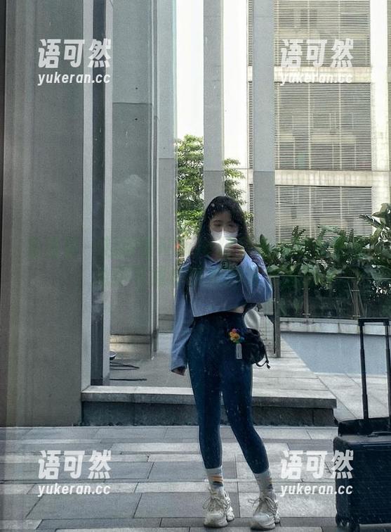 NinJa阿寨寨 邀请你一起探索NinJa阿寨寨的秘书图集,免费下载尽享她的艺术魅力