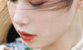 TouTiao头条女神 – 俞公主私拍丝袜作品，图片背后暗藏的设计哲学你真的懂吗？