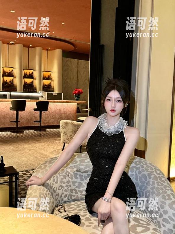 UGirls尤果网 - 原图独家！孟思雨最新长腿写真，让你惊艳不已！