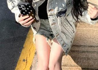 UGirls尤果网 – 松果儿的写真独白，呈现死库水的灵动与优雅原图！