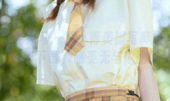 UGirls尤果网 – 艾小青美脚写真网盘资源分享，点击下载，感受无与伦比的魅力！