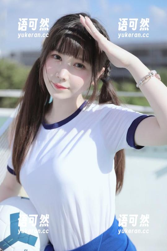UGirls尤果网 - “萌神妹妹”的写真世界：美图背后的动人剧情