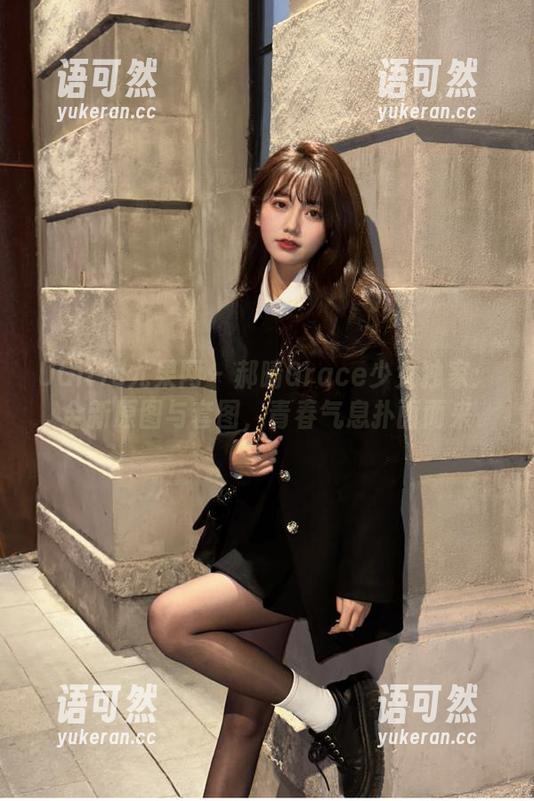 UGirls尤果网 - 郝晴Grace少女独家：全新原图与套图，青春气息扑面而来