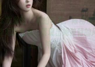 UGirls尤果网 – 私拍写真：陈柳溪在红裙中绽放无暇气质，展现出她独特的风格与迷人神态。