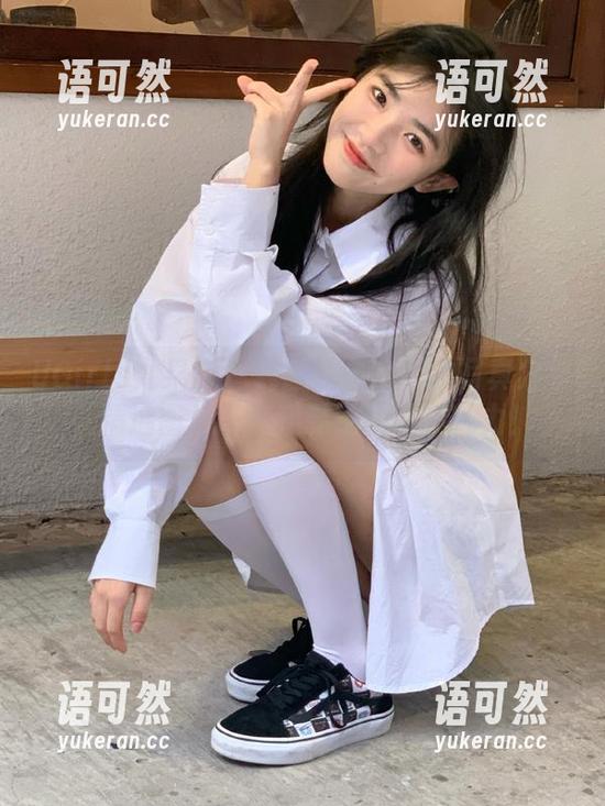 UGirls尤果网 - 韩恩熙全套毛衣写真分享，精选图片带你感受她的时尚魅力！