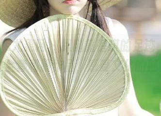 UGirls尤果网 – 跟随黛蓓琪的足迹，欣赏她的全套和服作品，感受文化的魅力！