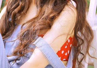 UGirls尤果网 – 齐贝贝的居家写真作品在线发布，带你领略私人空间中的唯美图片