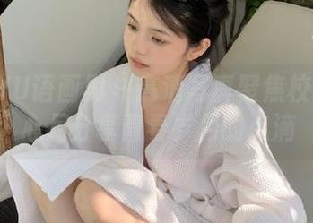 XIAOYU语画界 – 高清写真聚焦校园：梦心月分享青春岁月的点滴