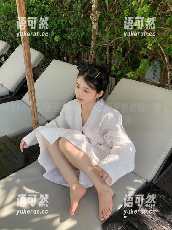 XIAOYU语画界 - 高清写真聚焦校园：梦心月分享青春岁月的点滴