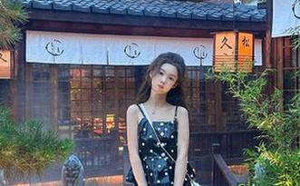 Xiuren秀人网 – 在线感受Cherry樱桃酱自拍写真带来的视觉盛宴，别错过哦！