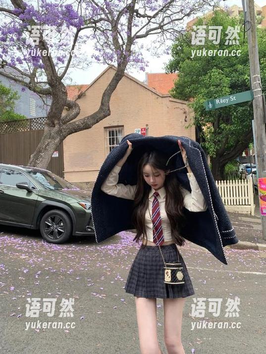 Xiuren秀人网-Mila嘟嘟 Xiuren秀人网 - Mila嘟嘟秘书的秘境探险:每一张原图都是一幅动人作品