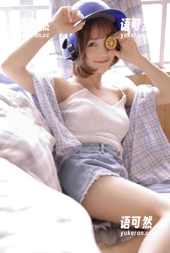Xiuren秀人网 - 严格筛选的美足作品：伍晓丽Shirley带你进入脚的时尚世界，一起摆脱单调！