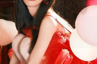 Xiuren秀人网 – 精选周慕汐baby粉色套图分享，让你感受春天的温柔气息