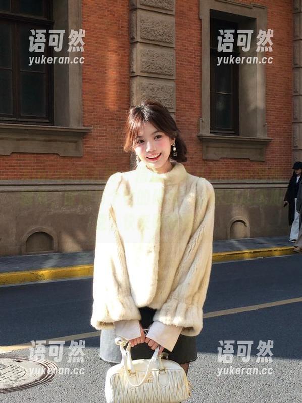 Xiuren秀人网 - 精选子纯儿Annie网袜图集，时尚与个性的碰撞，让你的心跳加速，快来瞧瞧吧！