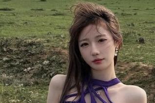 Xiuren秀人网 – 高清分享尤Una娜油亮写真，沉醉于她的每一次视觉盛宴！