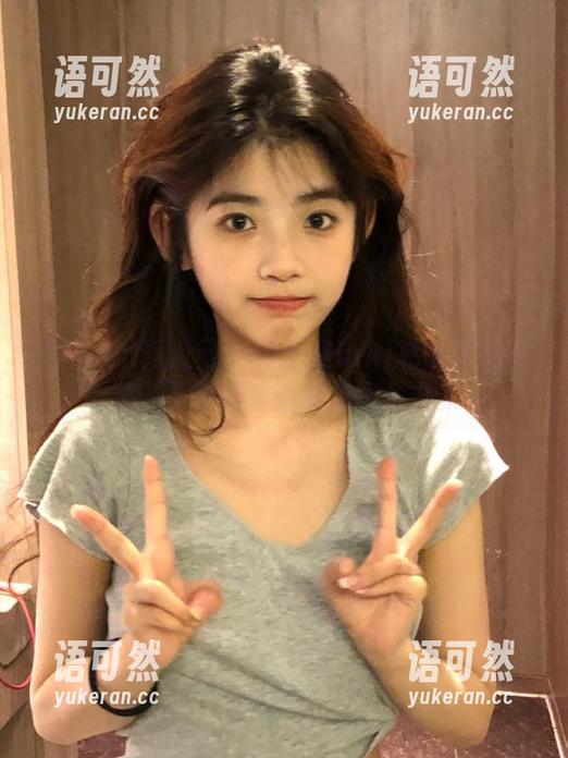 Xiuren秀人网 - 星子柒kiki私享海边时光：不容错过的私拍图片合集