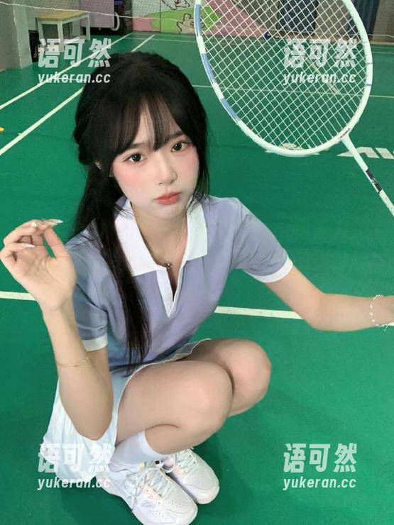 Xiuren秀人网 - 王馨瑶Yanni再发力，天台作品集更新，让我怀疑人生的摄影技术！