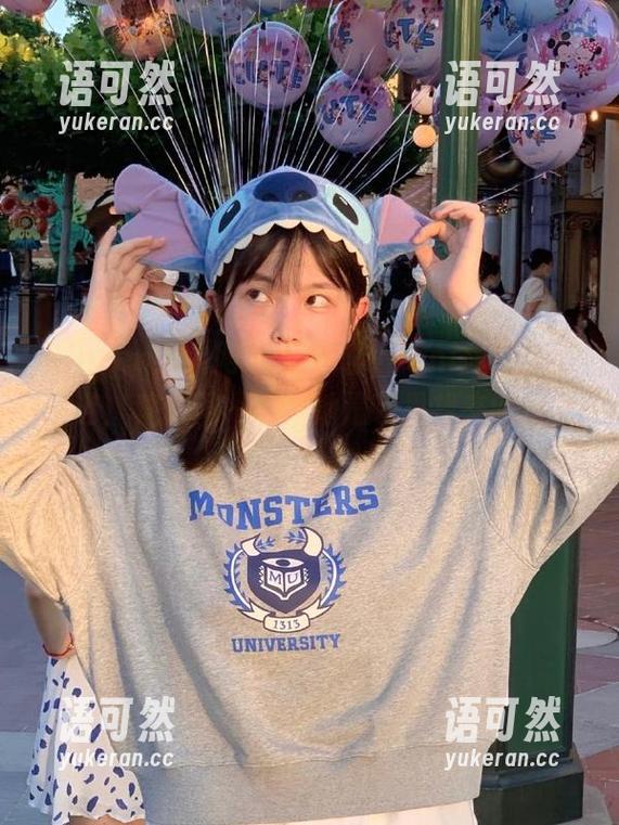 Xiuren秀人网 - 王馨瑶yanni旗袍美图精选，真想问一下，她是哪里找来的仙女？
