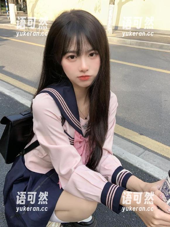 Xiuren秀人网 - 白白Alina的修女写真作品集：艺术与宗教的完美融合，给你惊喜无限