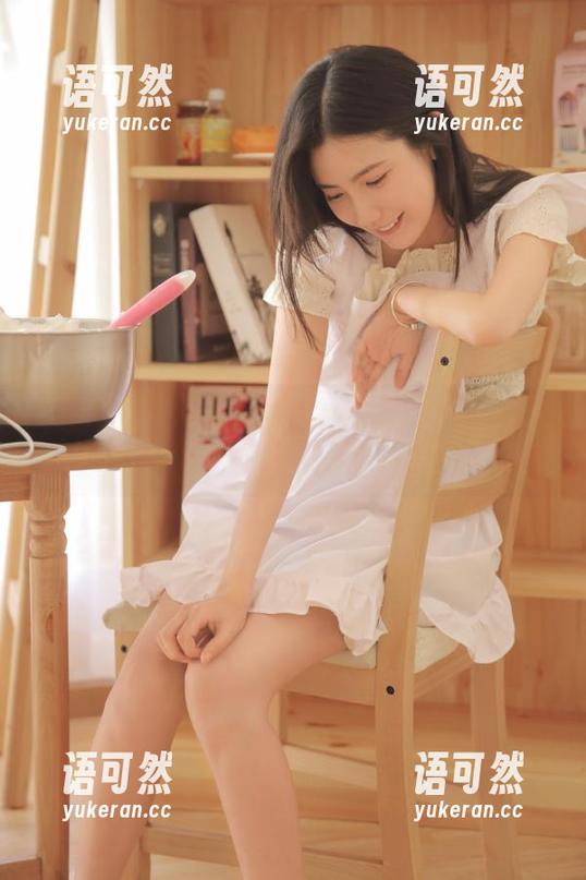Xiuren秀人网 - 下载童千艺cara美脚原图，欣赏独特的摄影艺术与美感