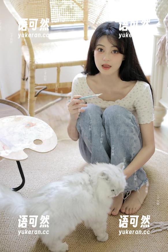Xiuren秀人网 - 释放魅力：苏曼兮制服写真图集中的精美原图推荐