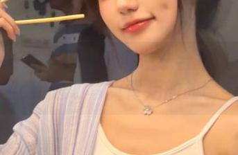 Xiuren秀人网 – 高清在线合集：葛征净高184cm透明写真背后的故事与情感