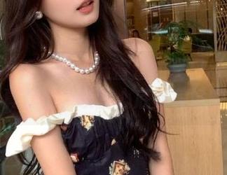 Xiuren秀人网 – 陆萱萱的夏日旋律：梦幻写真套图，唤醒心底对美好的向往