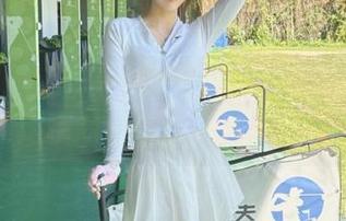 Xiuren秀人网 – 陆萱萱cecillia运动写真：私拍瞬间记录每一滴汗水和快乐！
