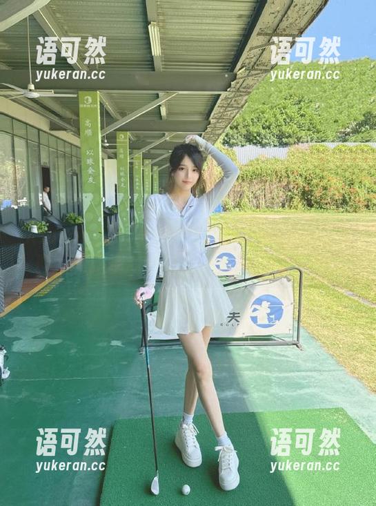 Xiuren秀人网 - 陆萱萱cecillia运动写真：私拍瞬间记录每一滴汗水和快乐！