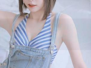 Xiuren秀人网 – 陈怡曼coco浴室高清写真集，演绎凡尘中的华美瞬间