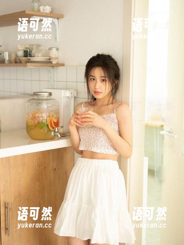 YouMi尤蜜荟 - “Mila豆嘟嘟”护士的捕捉精彩时刻，美图分享给你不一样的视觉盛宴！