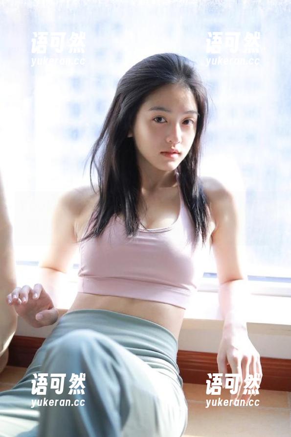 YouWu尤物馆 - 惊艳呈现：FoxYini孟狐狸镂空主题的高清美图定格动人瞬间
