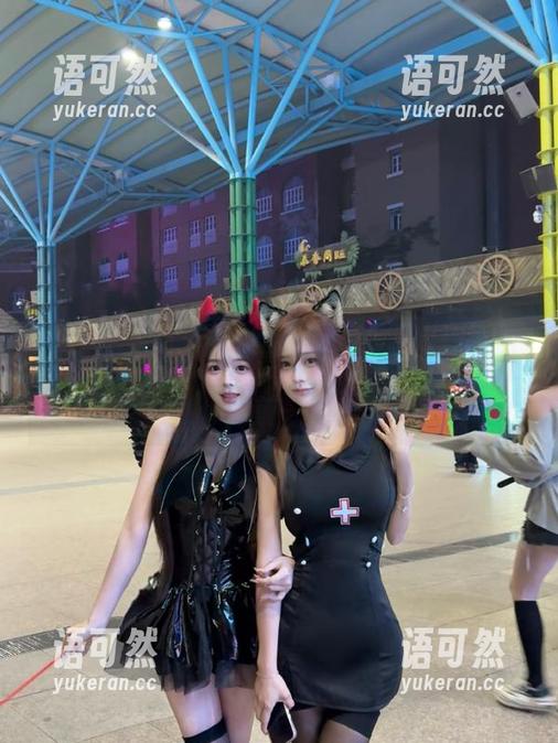 YouWu尤物馆 - 快来看FoxYini孟狐狸的万圣节图包，幽灵与魅力并存，绝对让你眼前一亮！