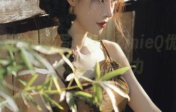 不容错过的最新写真集：ZinieQ优菈（原神）绽放无限魅力