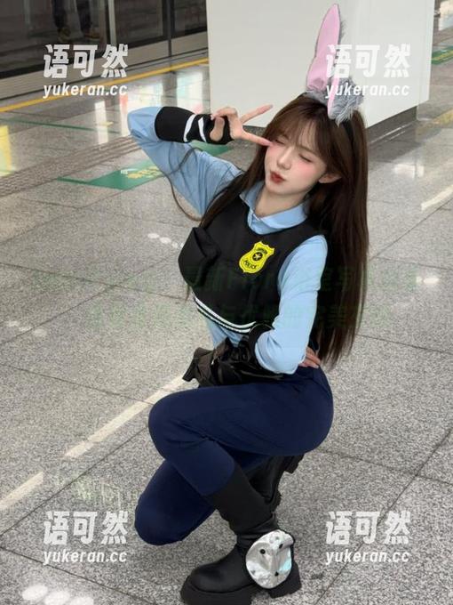 beautyleg - 最新Flora浴室写真合集，重磅呈现隐私与优雅的完美交融
