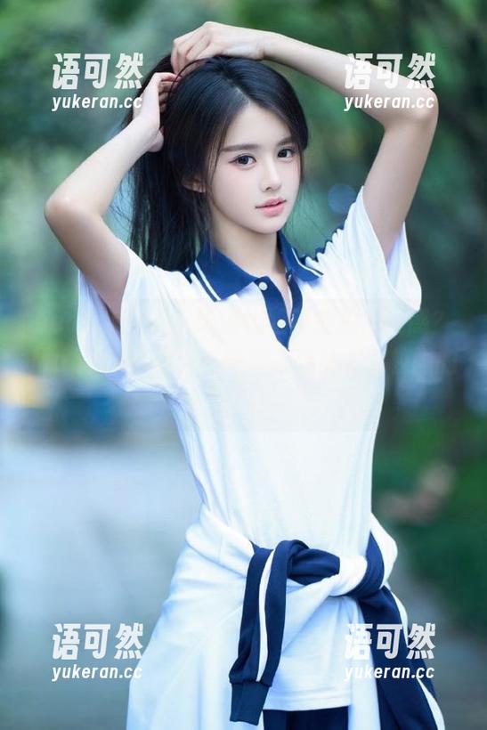 beautyleg - 谁说校服不能拍出美感？Maggie的写真与壁纸让你改变对校园的偏见！