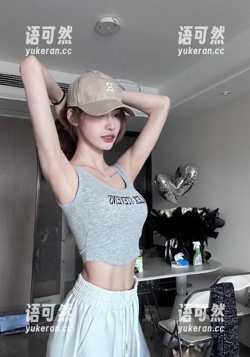 beautyleg - Miki女孩的绚丽写真图册：让你的心情随她的笑容一起绽放