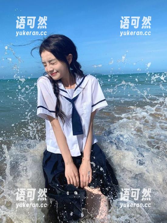 beautyleg - Miyas办公室写真图集：映射她生活的点滴与态度